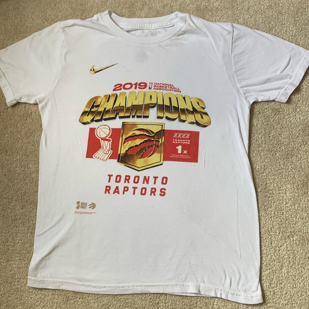 Nike Raptors t-shirt